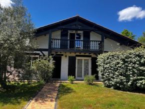 Grande Maison Landaise avec Piscine